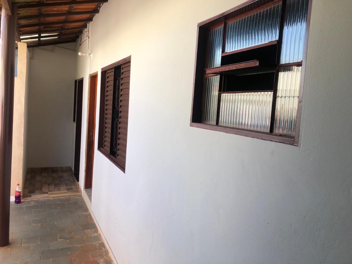 Suites Saraiva Uberlândia Exterior foto